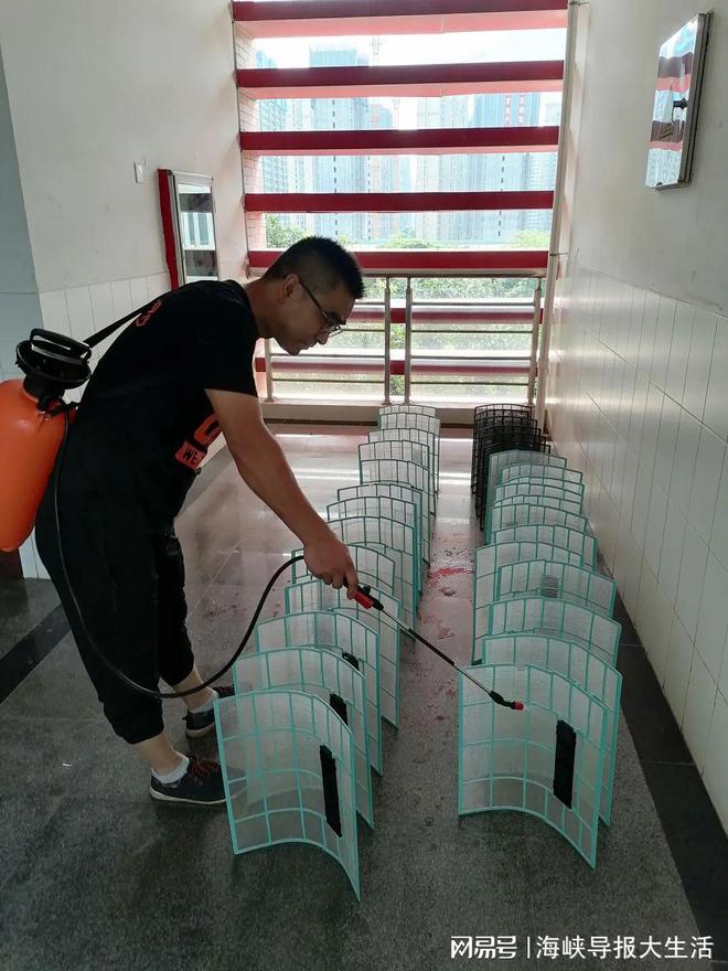 厦门考点蚊虫消杀空调消毒监考老师禁穿高跟！(图3)