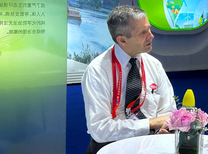 控制虫害只能用化学药剂？消博会上这家企业带来新方法(图2)