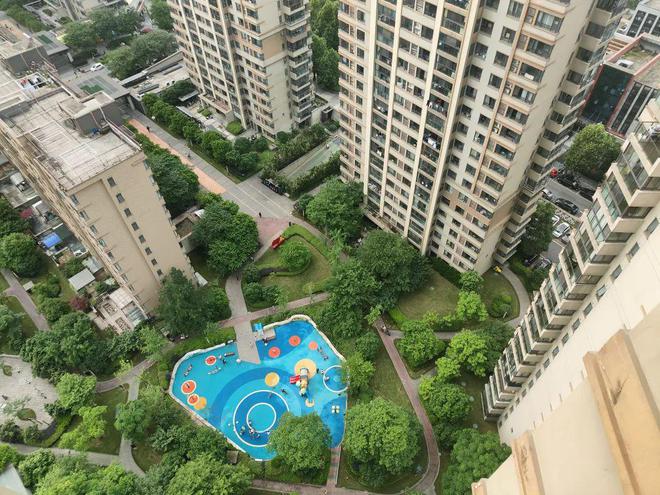 为什么这里的二手房价格区域内最高？(图3)