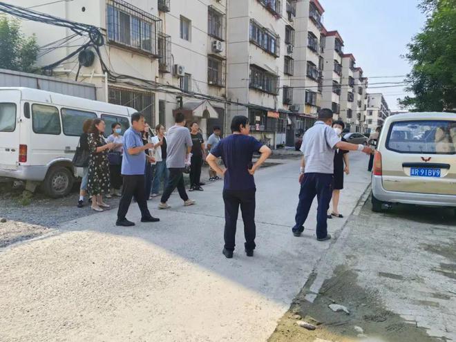 雨后迅速行动全力守护城市“颜值”和“健康”(图5)