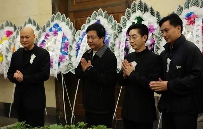 他在《西游记》演了20个角色临终前想见主角团“八戒”迟到5分钟(图5)