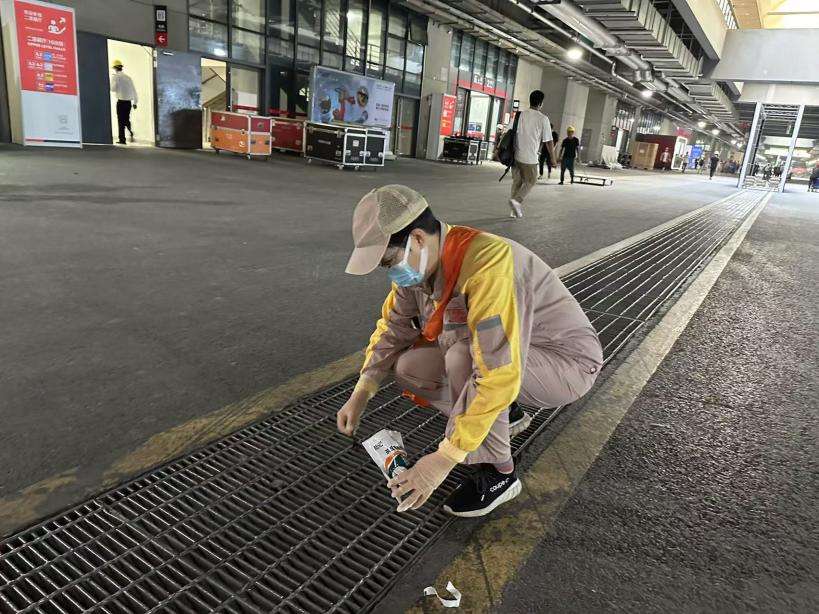 上海市爱卫办加强“四叶草”及周边环境卫生整治力度(图2)