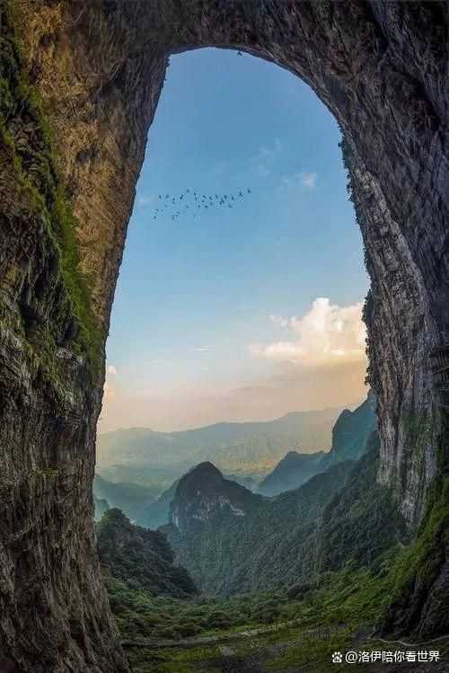 张家界5天4晚旅游攻略：探秘仙境品味土家美食!(图5)