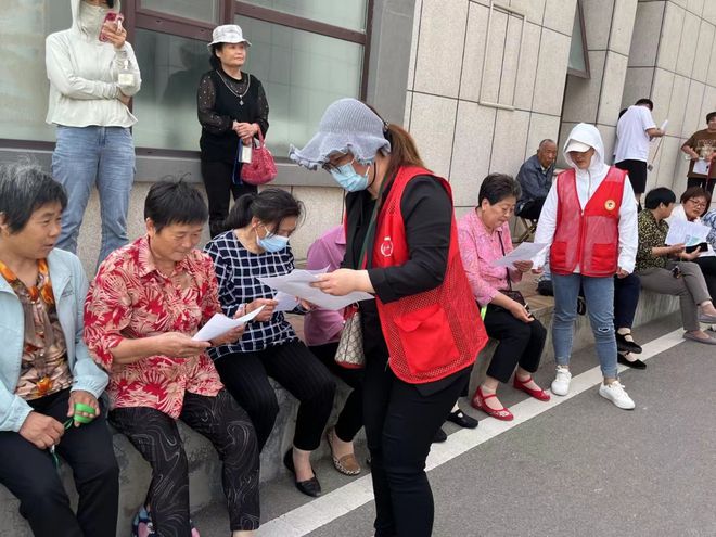 泰安市岱岳区天平街道灯笼山社区进行除“四害”消杀活动(图3)