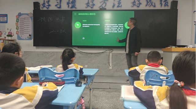 宜宾市南溪区长江学校开展秋季常见病预防及“四害”防治宣传(图2)