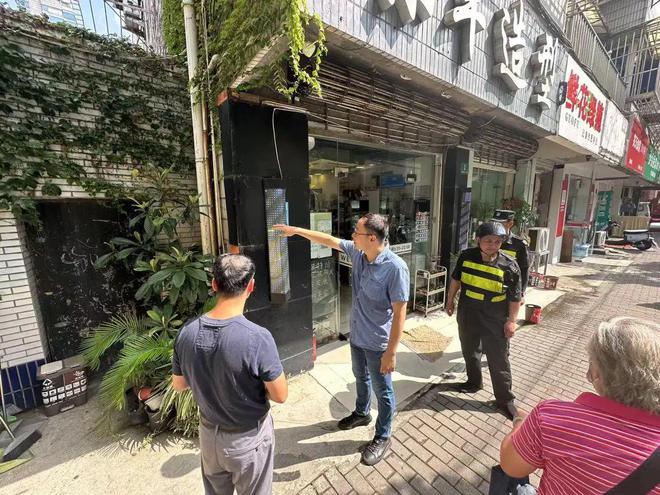 “片区网格”全覆盖！“卫生死角”理一理(图7)
