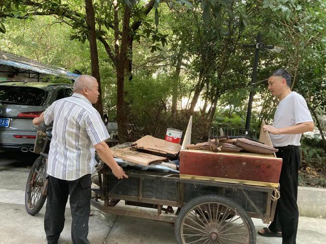 “片区网格”全覆盖！“卫生死角”理一理(图9)