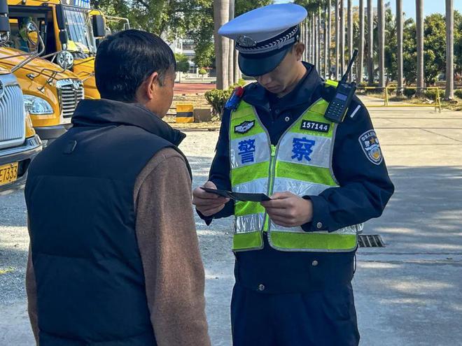 明天开学！他们做了这些准备……(图6)