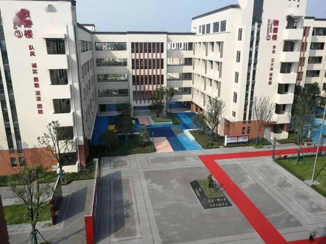 桂林知名小区被市民曝光！业主奇葩行为让全小区卵火躺！爆料人：根本不敢开窗(图11)