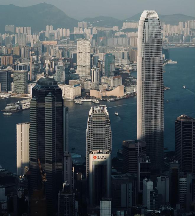 三个人去香港旅游请导游要多少钱一天香港纯玩旅游线路规划(图1)