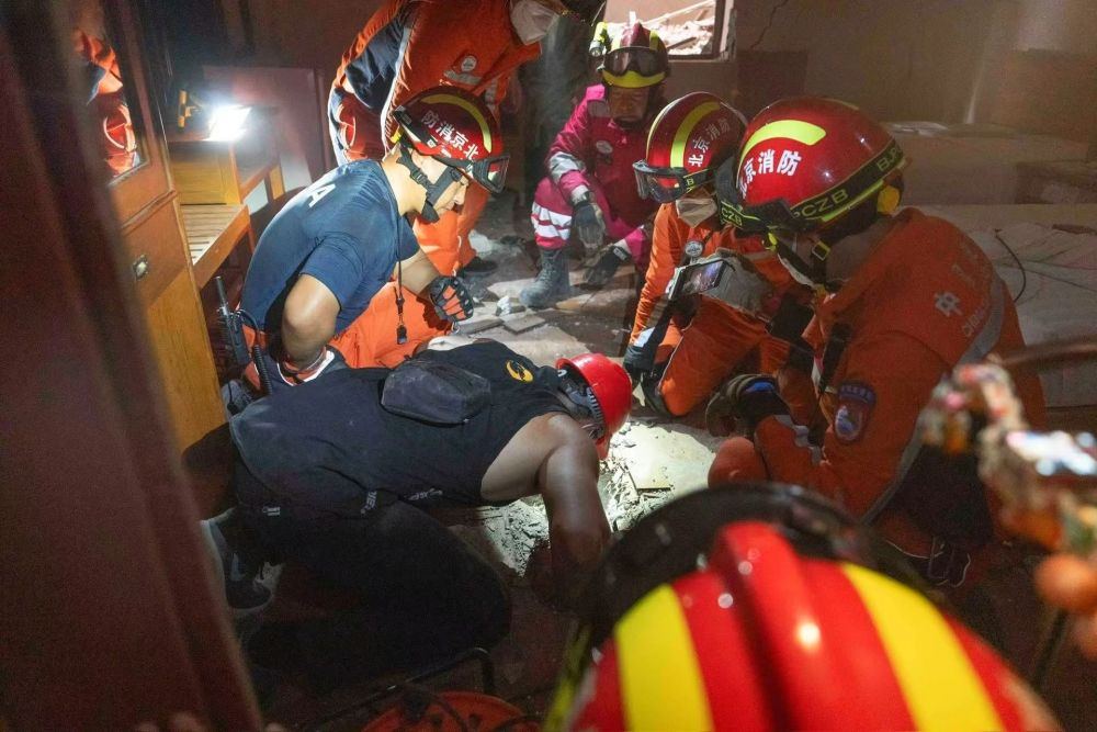 滚动更新丨缅甸强震已致该国3301人死亡(图5)