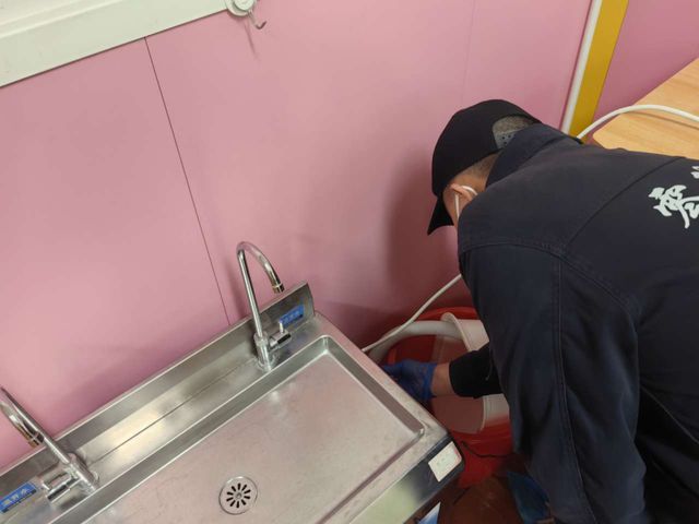 合肥市长江路幼儿园教育集团总园：全面消杀迎返园“爱国卫生”护健康(图4)