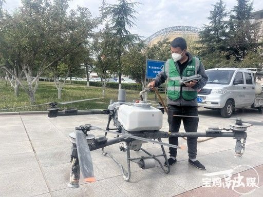 宝鸡金台区环卫站：绿化养护首次用上无人机(图3)