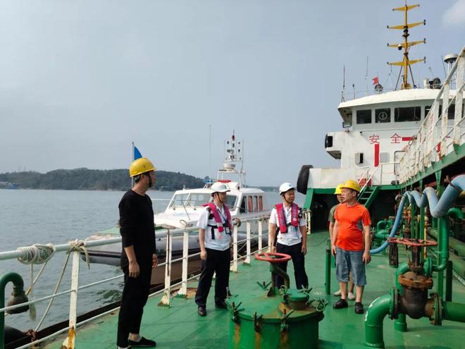 广西海事局圆满完成2025年“五一”假期水上安全监管与服务保障工作(图3)