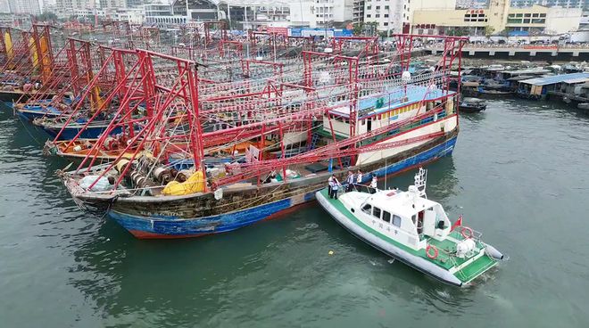 广西海事局圆满完成2025年“五一”假期水上安全监管与服务保障工作(图2)
