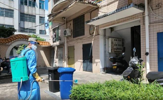 专业“蚊虫克星”出击！江海消杀行动超硬核(图5)
