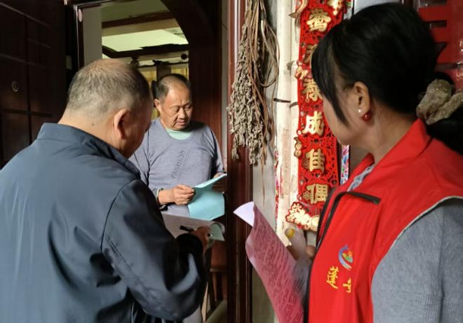 蓬安县金溪镇集中开展爱国卫生“大清理、大消杀、大整治”活动(图3)